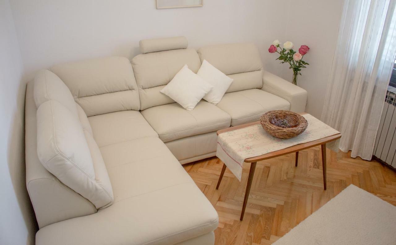 Апартаменты Apartman Mariolina Крк Экстерьер фото